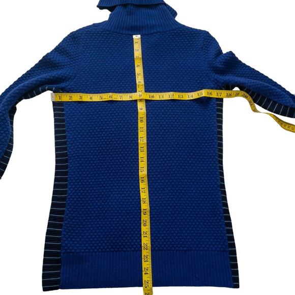 Athleta Sweater Sz S Blue Marina Chianti Merino Wool Turtleneck Textured - Picture 8 of 11